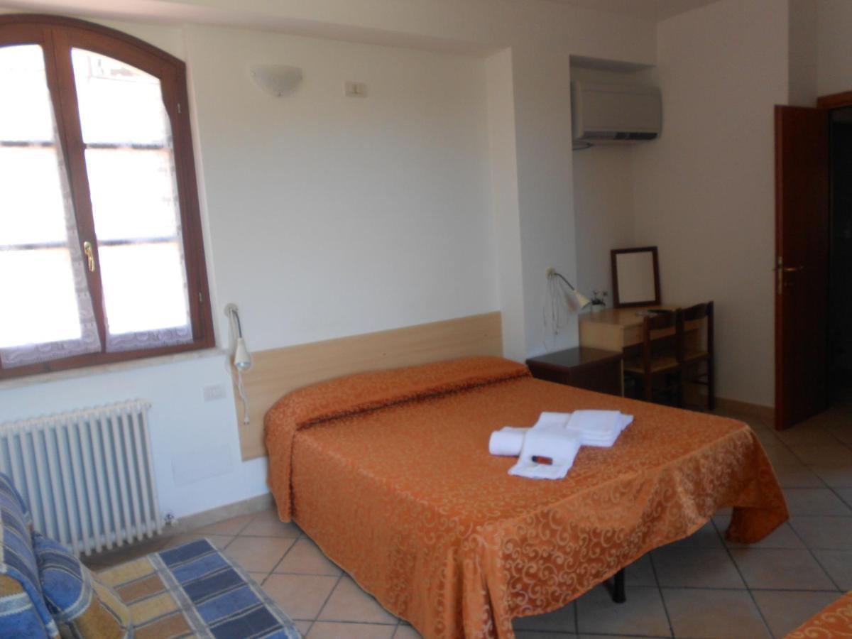 Soggiorno La Primula Siena Room photo